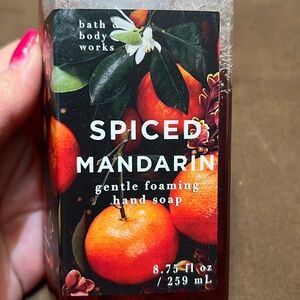 B&BW Spiced Mandarin Foaming Hand Soap